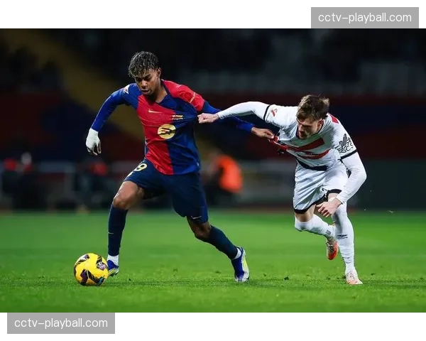 奥维耶多申请判胜若失败或起诉西甲联盟，巴列卡诺主场草坪安全问题引争议