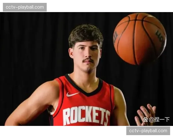 “我想成为传奇的一部分”：探花秀里萨谢谈适应马刺体系